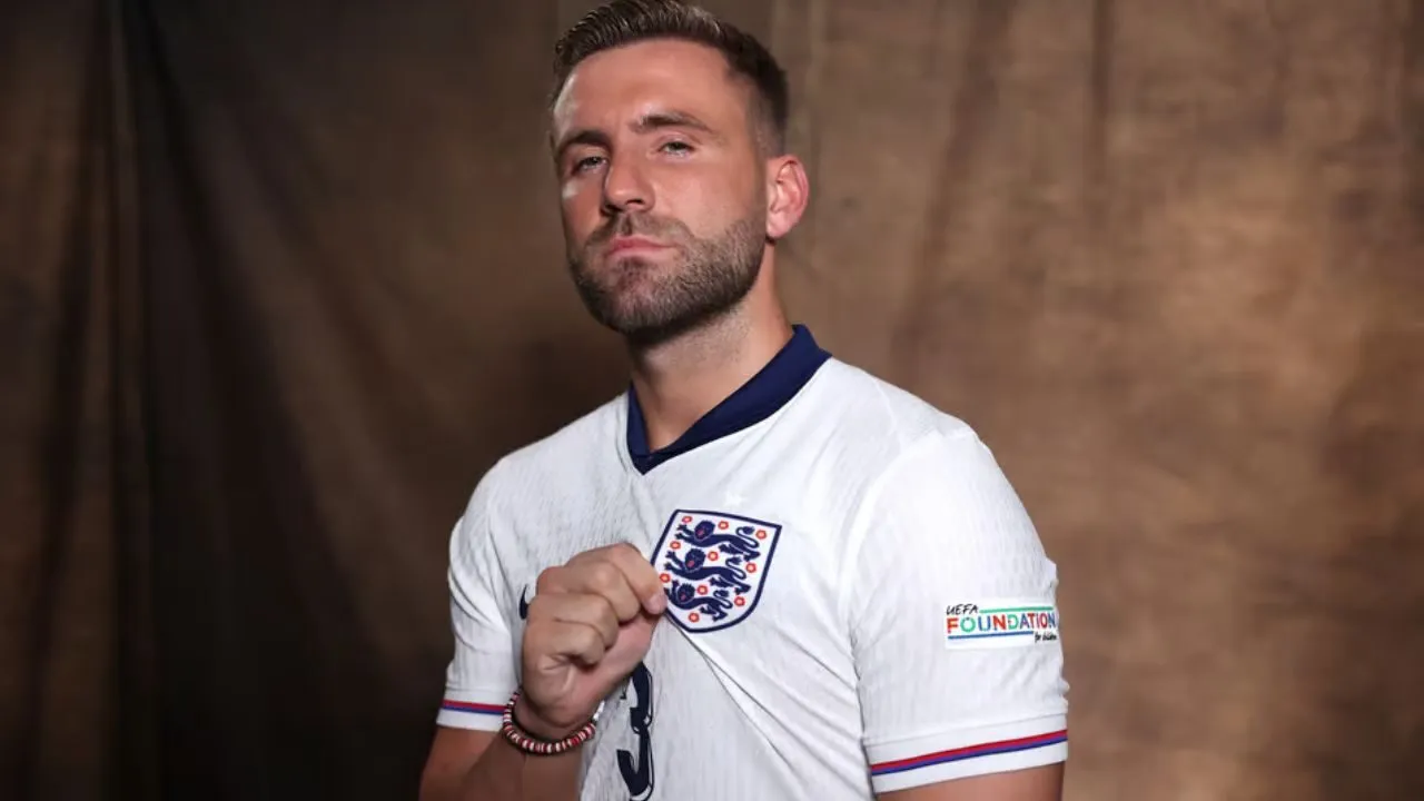 Luke Shaw – Từ tài năng trẻ đến hậu vệ trái hàng đầu của bóng đá Anh