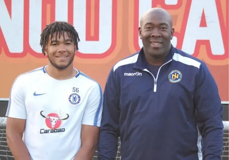 Tiểu sử Reece James – Từ cậu bé học viện Chelsea đến trụ cột của bóng đá Anh